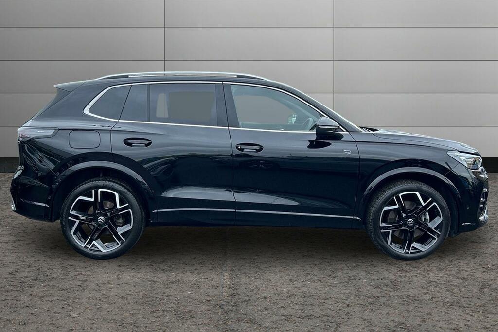 Volkswagen Tiguan 2.0 Tdi R-line Dsg SM75LCJ Black #4