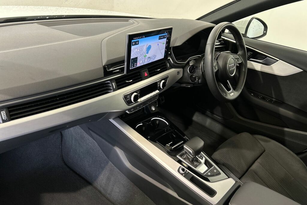 Audi A4 S Line 35 Tfsi 150 Ps S Tronic SV72XWL White #2