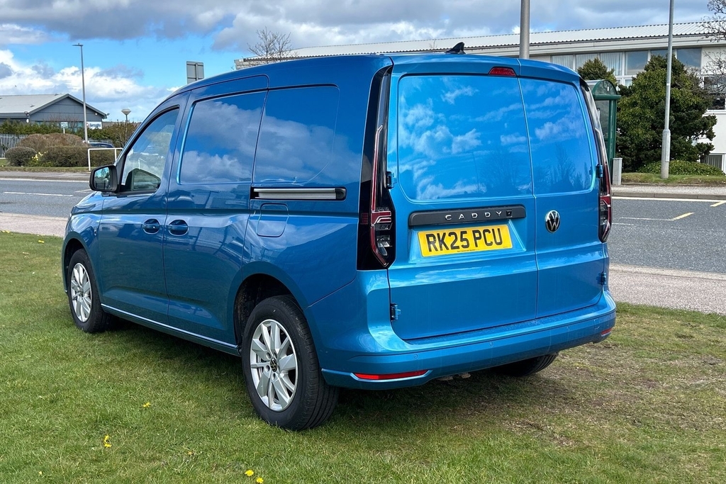Volkswagen Caddy 1.5 Tsi 116Ps Commerce Pro Van Dsg Tech Pack Blue #3