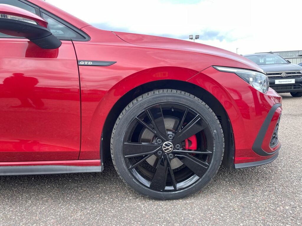 Volkswagen Golf 2.0 Tdi 200 Gtd Dsg WN23YLW Red #5