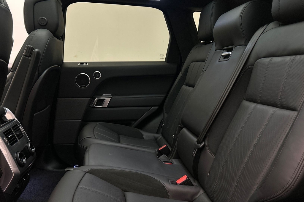 Land Rover Range Rover Sport D350 Hst Black #4
