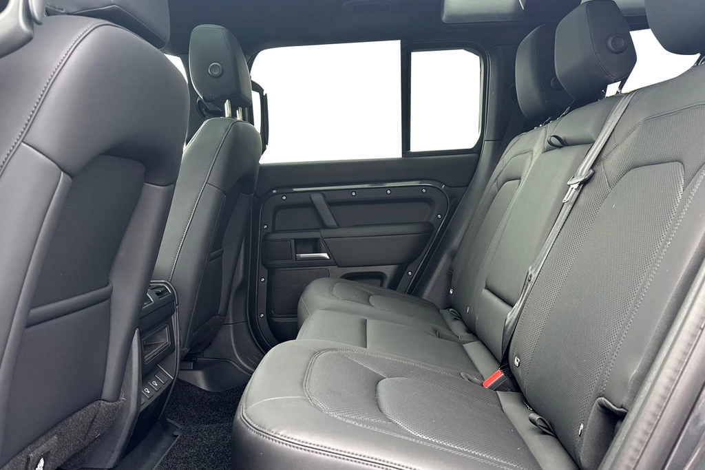 Land Rover Defender 110 D350 X-dynamic Se SL26OGG Grey #4
