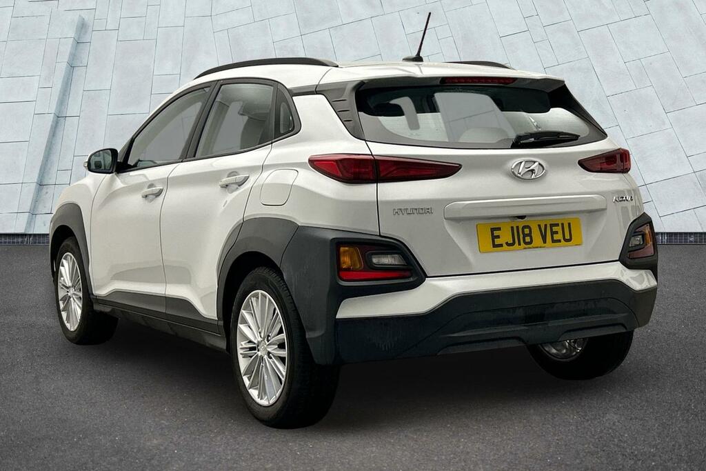 Hyundai Kona 1.0 T-gdi Blue Drive Se Euro 6 Ss EJ18VEU White #2