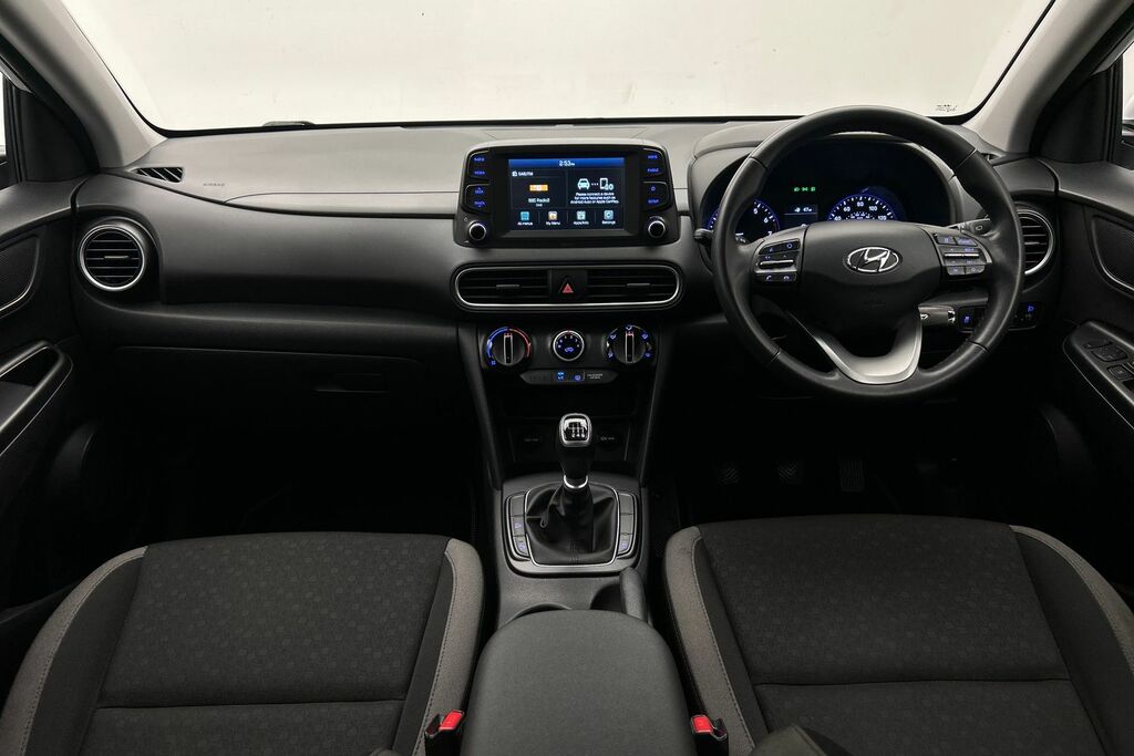 Hyundai Kona 1.0 T-gdi Blue Drive Se Euro 6 Ss EJ18VEU White #4