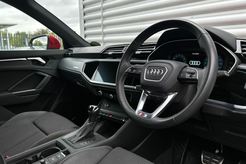 Audi Q3 S Line 40 Tfsi Quattro 190 Ps S Tronic SW22UAG Red #6