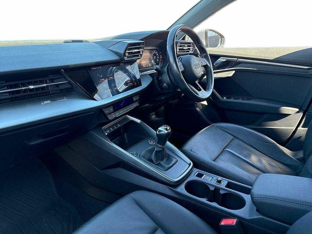 Audi A3 Sport 35 Tfsi 150 Ps 6-Speed SY22UPW Silver #2