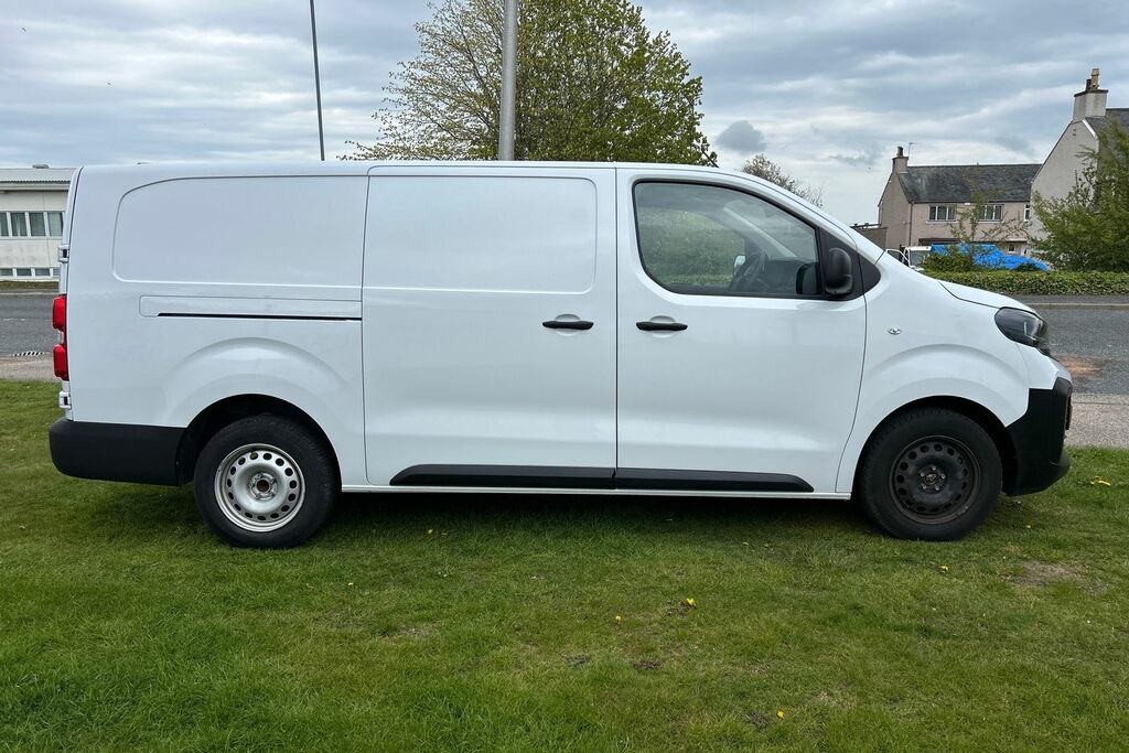 Vauxhall Vivaro 2.0 Turbo D 145 Prime H1 Van DS24RYY White #4