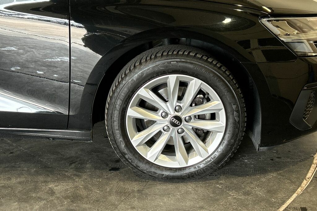 Audi A3 Technik 35 Tfsi 150 Ps 6-Speed SW23CYF Black #5
