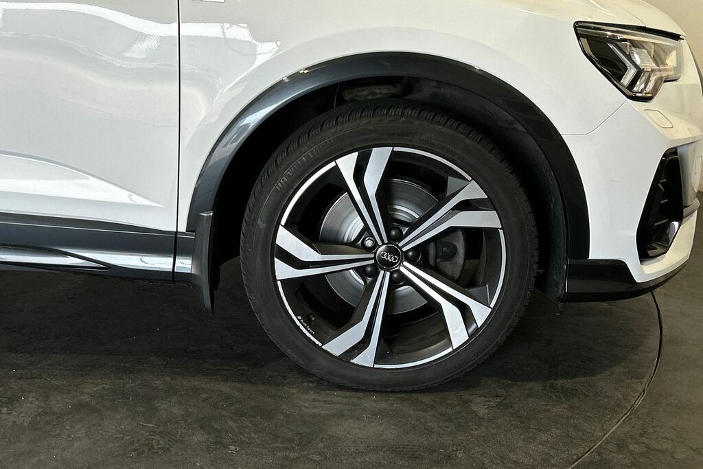 Audi Q3 Edition 1 40 Tdi Quattro 190 Ps S Tronic SV70NUK White #5