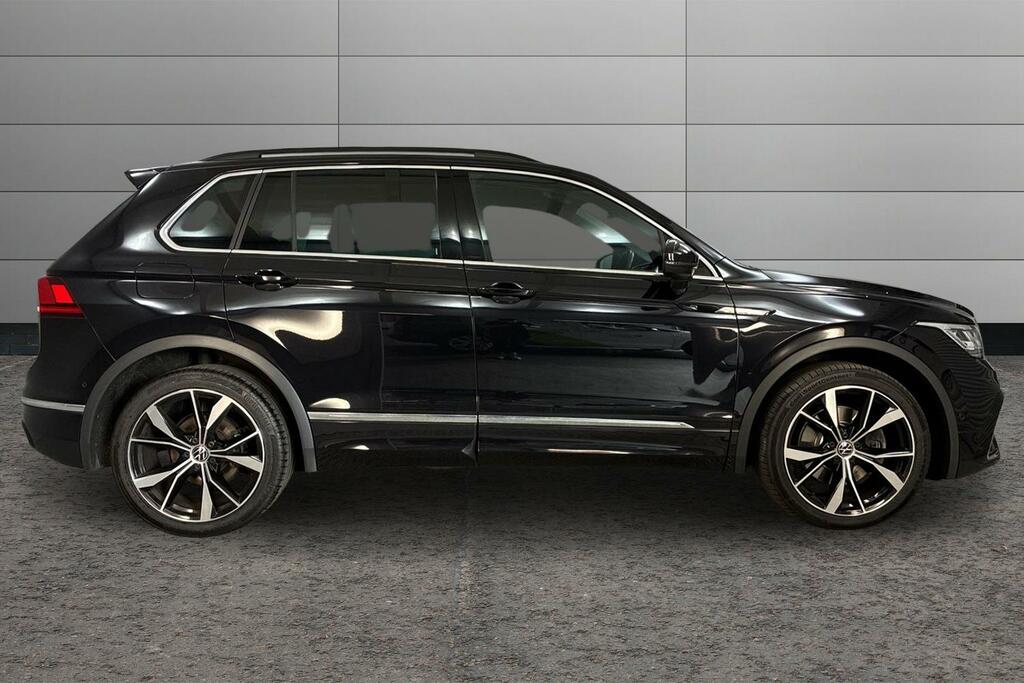 Volkswagen Tiguan 2.0 Tsi 4Motion R-line Dsg NL72WKF Black #4
