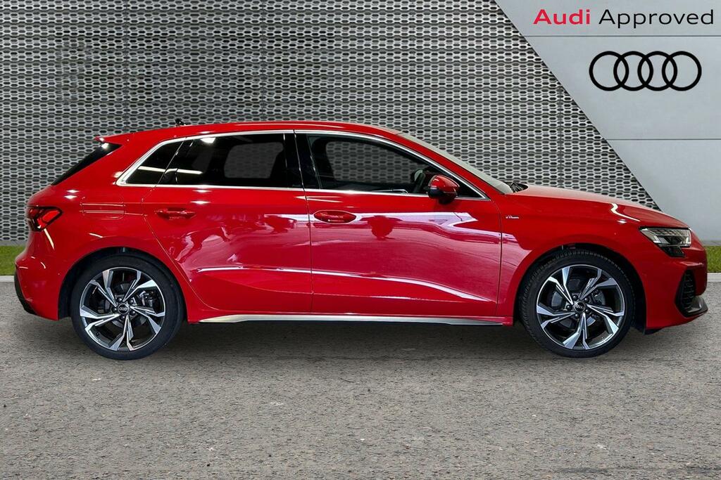 Audi A3 S Line 35 Tfsi 150 Ps S Tronic SW25DLJ Red #4