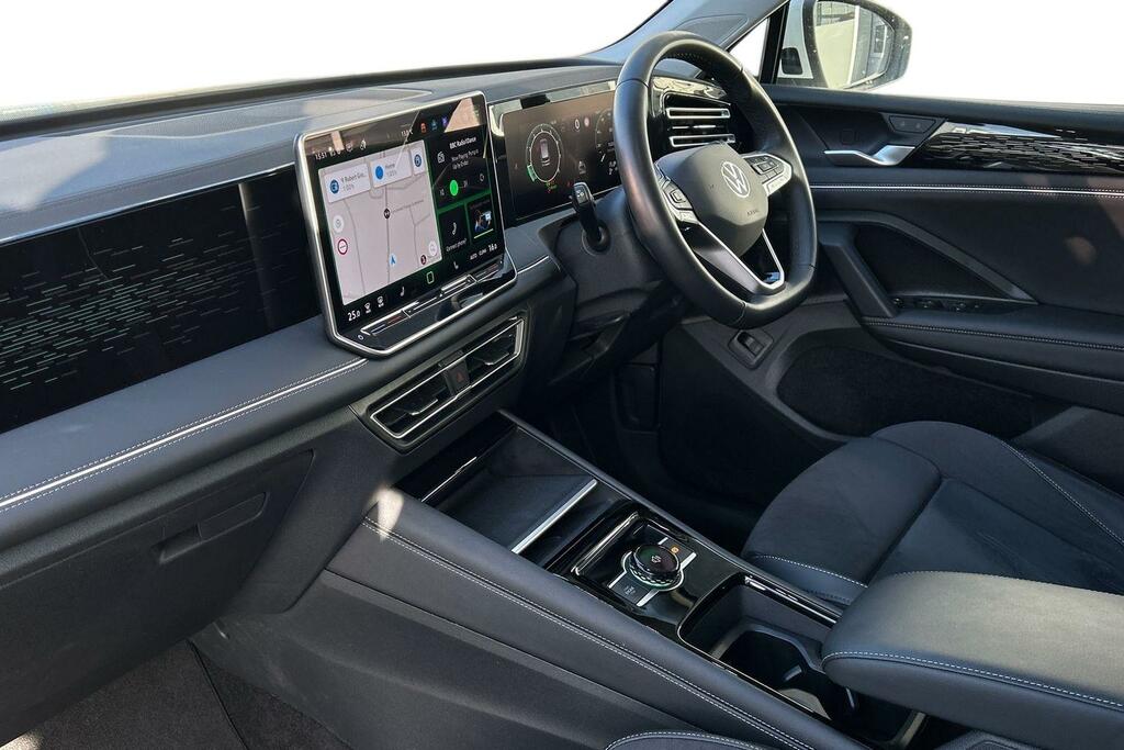 Volkswagen Tiguan 1.5 Etsi 150 Elegance Dsg ST74OAB White #2