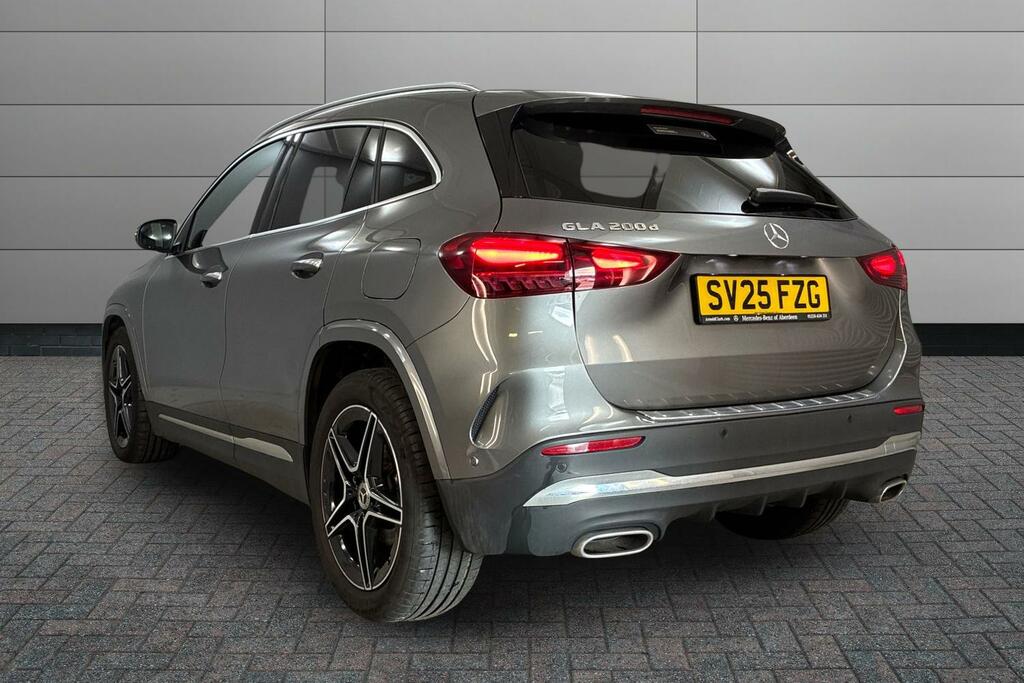 Mercedes-Benz GLA Class 200D Amg Line Executive SV25FZG Grey #3
