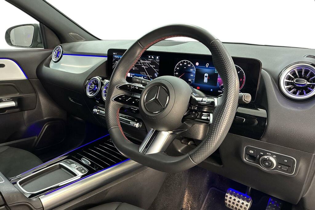 Mercedes-Benz GLA Class 200D Amg Line Executive SV25FZG Grey #6