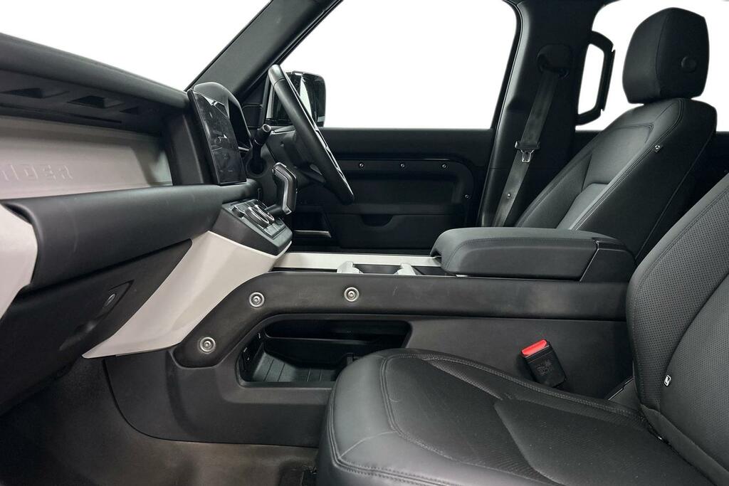 Land Rover Defender 110 D350 X-dynamic Se SD25YMA Black #3