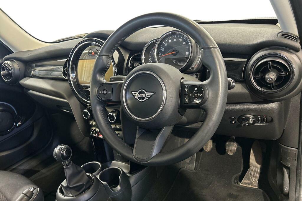 Mini Hatch 5-Door Cooper Classic SW22CDY Grey #6
