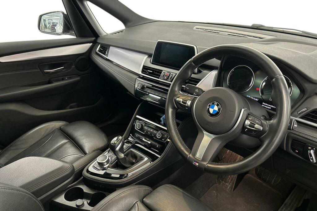 BMW 2 Series Active Tourer 225Xe M Sport Premier Active Tourer SV20YRJ White #6