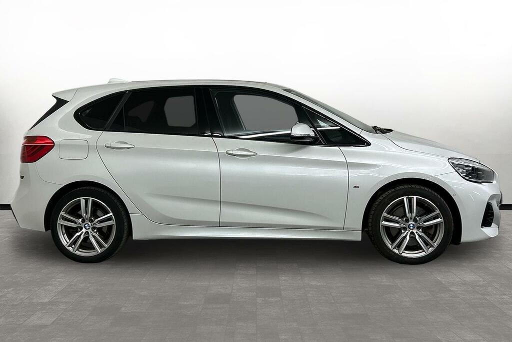 BMW 2 Series Active Tourer 225Xe M Sport Premier Active Tourer SV20YRJ White #3