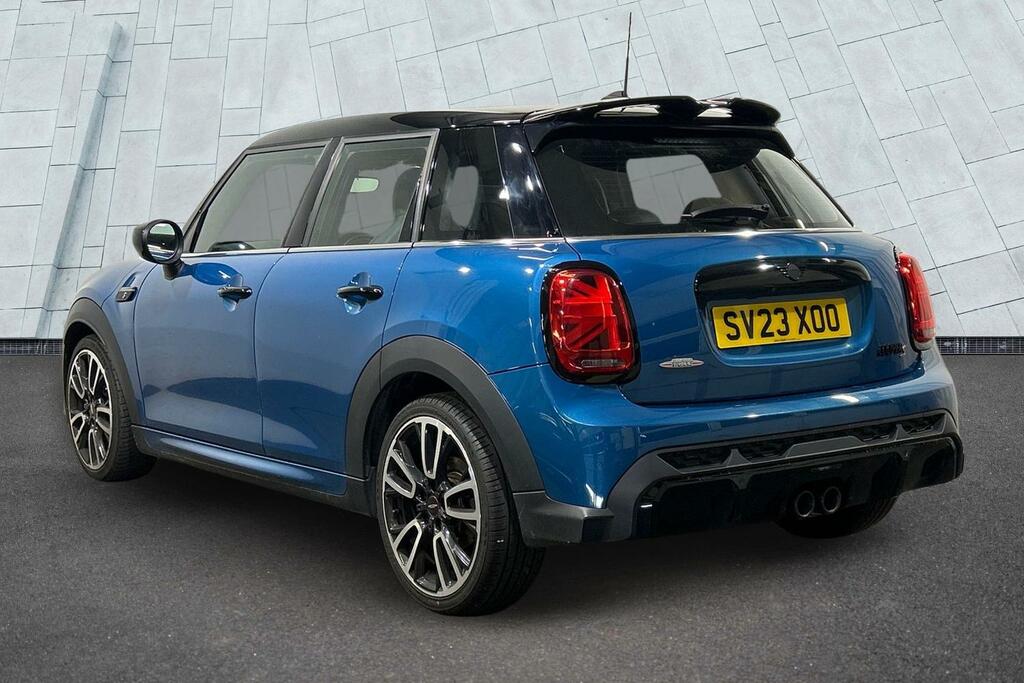 Mini Hatch 5-Door Cooper S Sport SV23XOO Blue #2