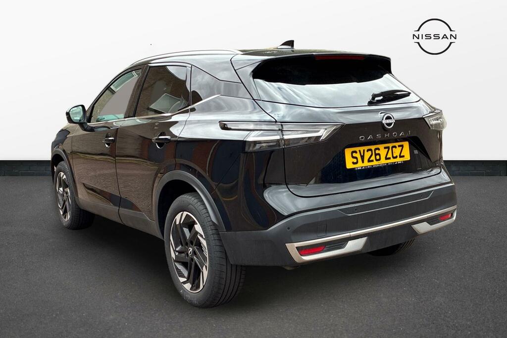 Nissan Qashqai 1.3 Dig-t Mhev N-connecta Suv Hybrid Xt SV26ZCZ Black #4
