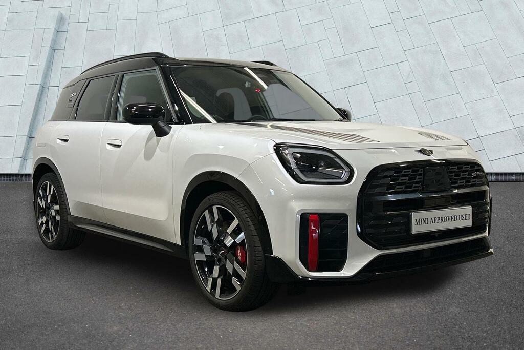 Mini Countryman John Cooper Works Countryman White