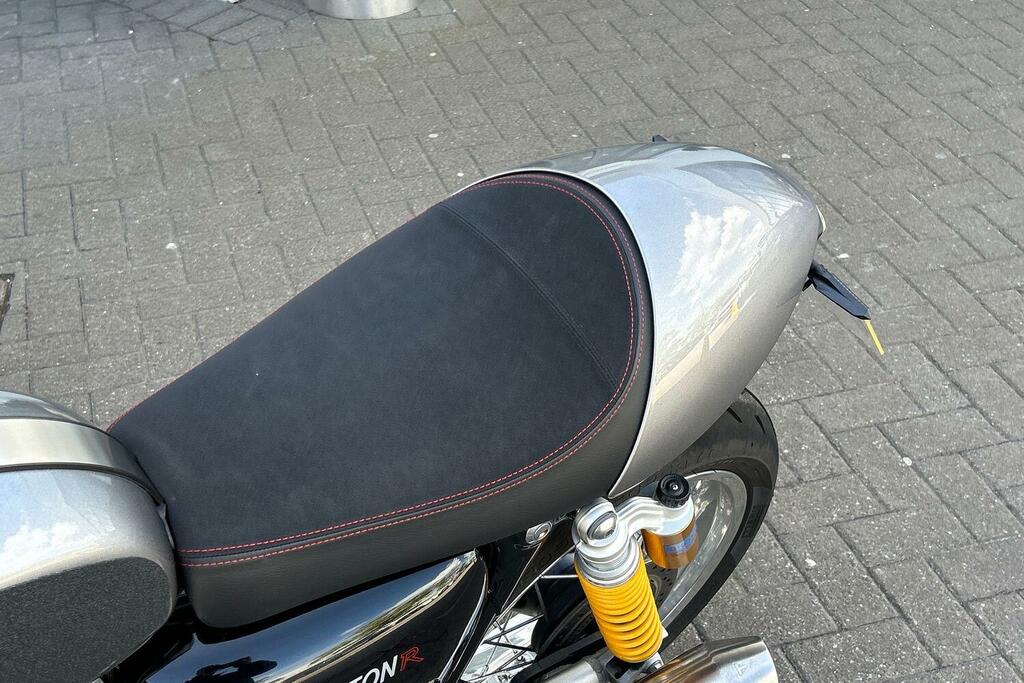 Triumph  Triple 675 Rx Black #10