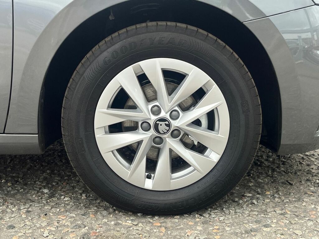 Skoda Fabia 1.0 Tsi 95Ps Se Edition Grey #5