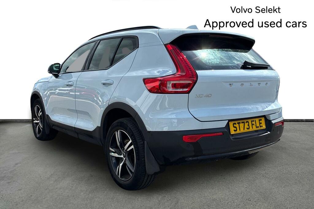 Volvo XC40 2.0 B3p Plus Dark Blue #3