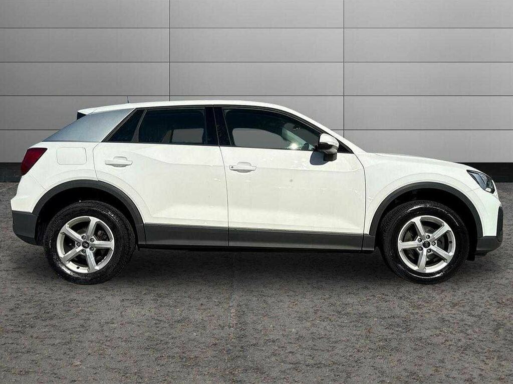 Audi Q2 Technik 30 Tfsi 110 Ps 6-Speed SW23VUJ White #4