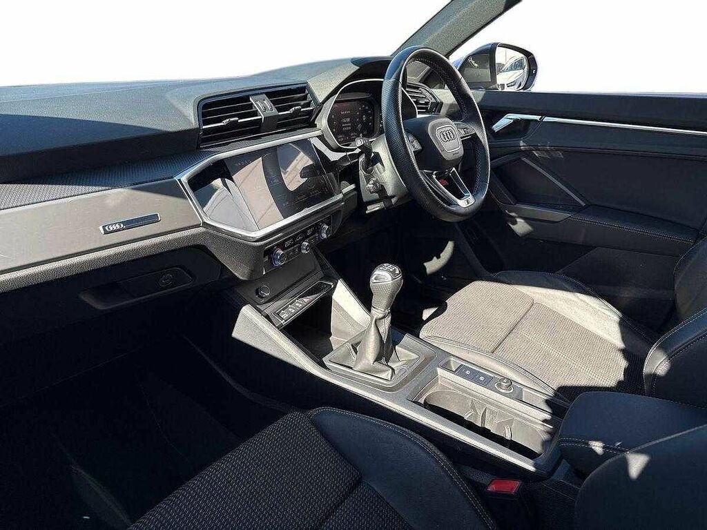 Audi Q3 S Line 35 Tfsi 150 Ps 6-Speed ST23KHO Grey #2