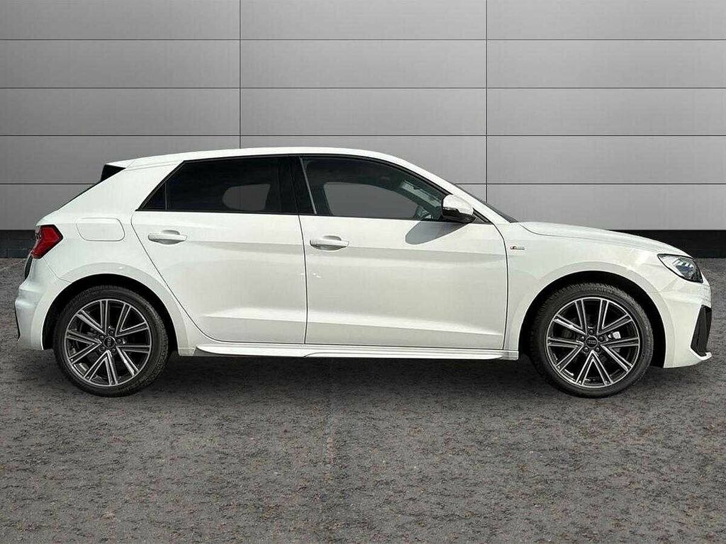 Audi A1 S Line 30 Tfsi 116 Ps S Tronic SY26FUW White #4