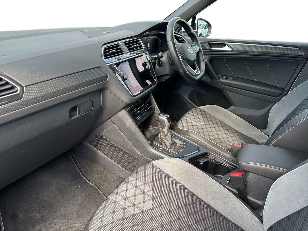 Volkswagen Tiguan 2.0 Tdi R-line Dsg PF22KBP White #2