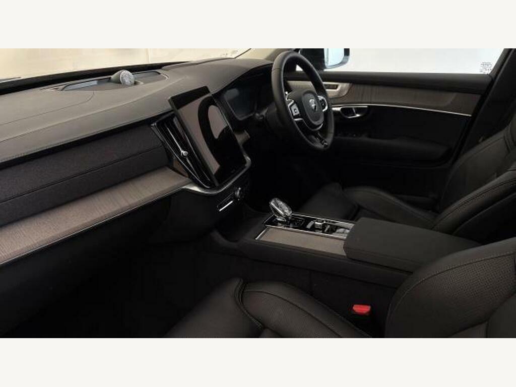 Volvo XC90 2.0 B5p Ultra Dark Awd Geartronic RV25SSO Red #2