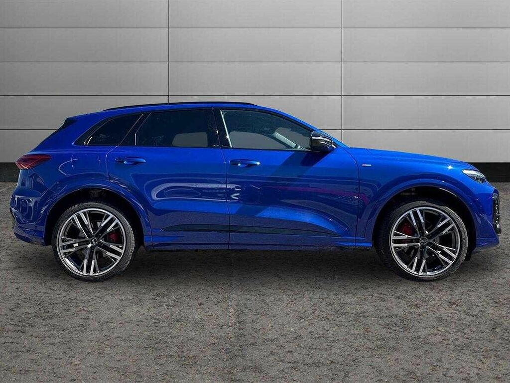 Audi Q5 Suv Edition 1 Tfsi Quattro 204 Ps S Tronic SY25WDF Blue #4