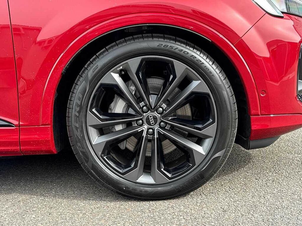 Audi Q7 Suv Black Edition Tfsi Quattro 340 Ps Tiptronic Red #5