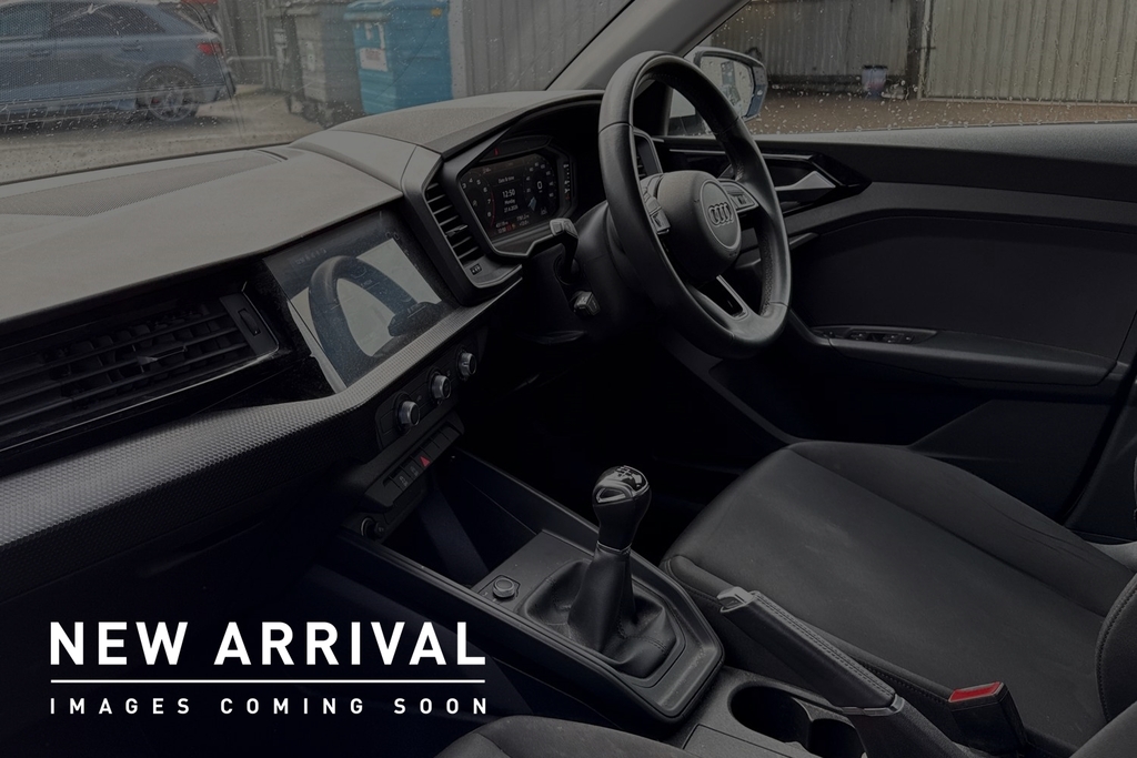 Audi A1 Technik 25 Tfsi 95 Ps 5-Speed YX22NUY White #3