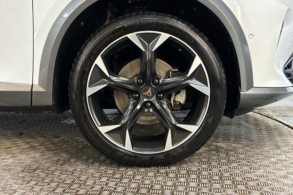 Cupra Formentor 1.5 Tsi 150 V2 Dsg ST72HSL White #5