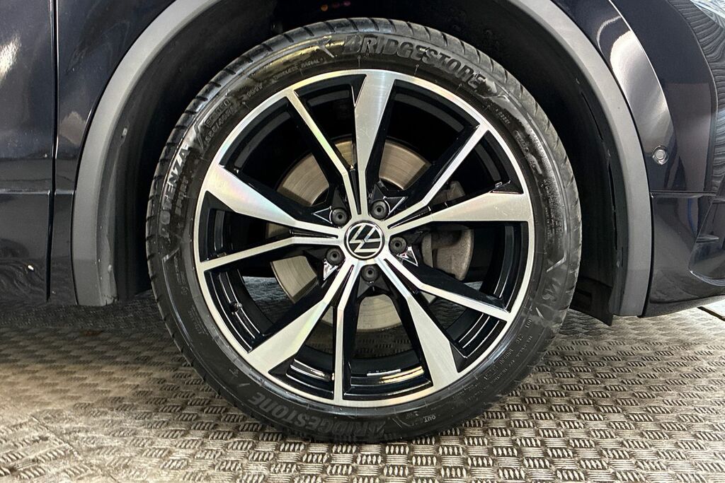 Volkswagen Tiguan R-line 2.0 Tsi 190Ps 7-Speed Dsg 4Motion SR72HHV Black #5