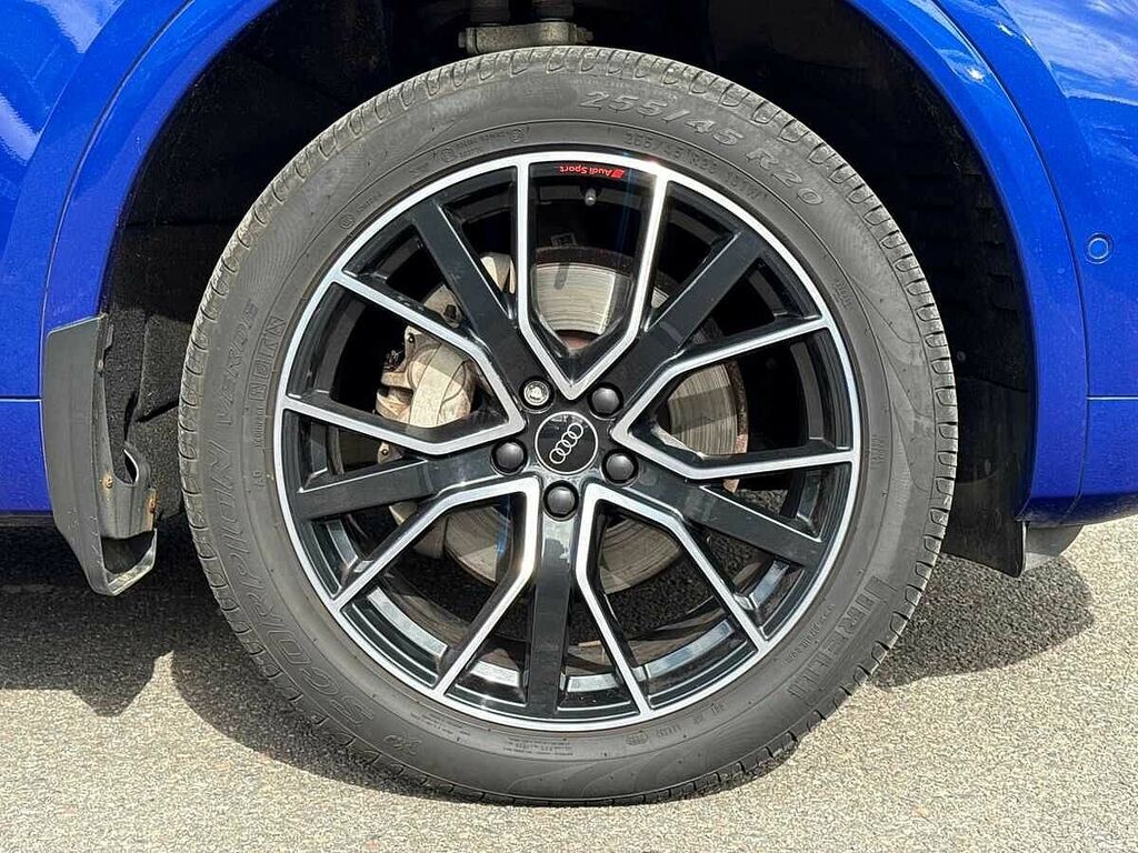 Audi Q5 Black Edition 40 Tdi Quattro 204 Ps S Tronic SV24XGX Blue #5