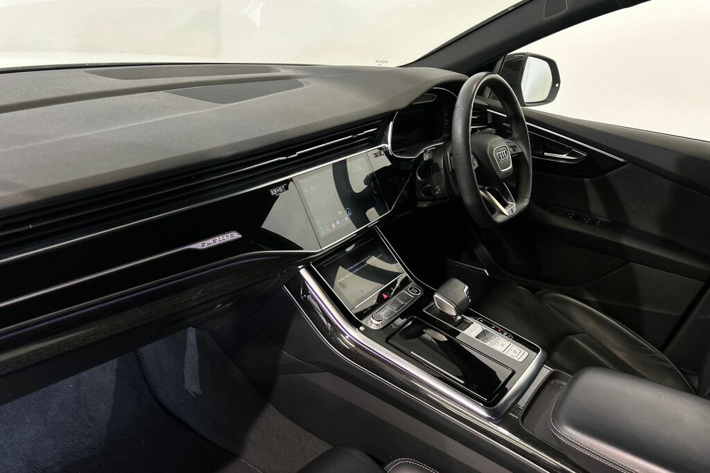 Audi Q8 Black Edition 50 Tdi Quattro 286 Ps Tiptronic SW71FNF White #2