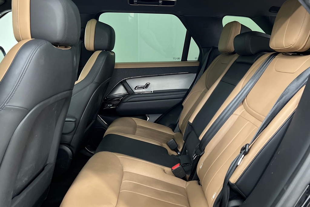 Land Rover Range Rover Sport P440e Dynamic Se LC23YMB Black #4