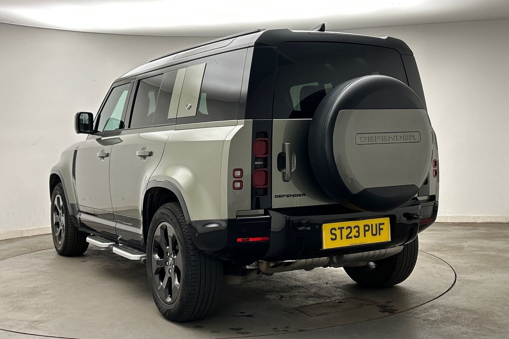 Land Rover Defender 110 D300 X-dynamic Hse ST23PUF Green #2