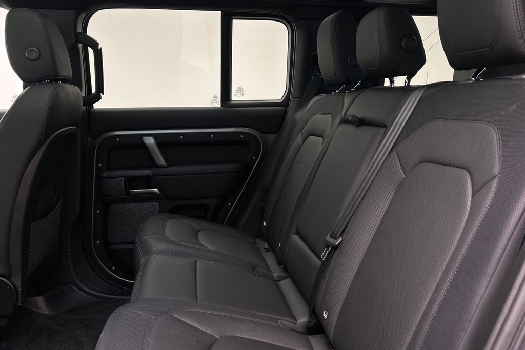 Land Rover Defender 110 D250 X-dynamic Se LR24DVK Grey #4