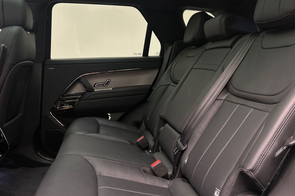 Land Rover Range Rover Sport D300 Dynamic Se SR23OHB Black #4
