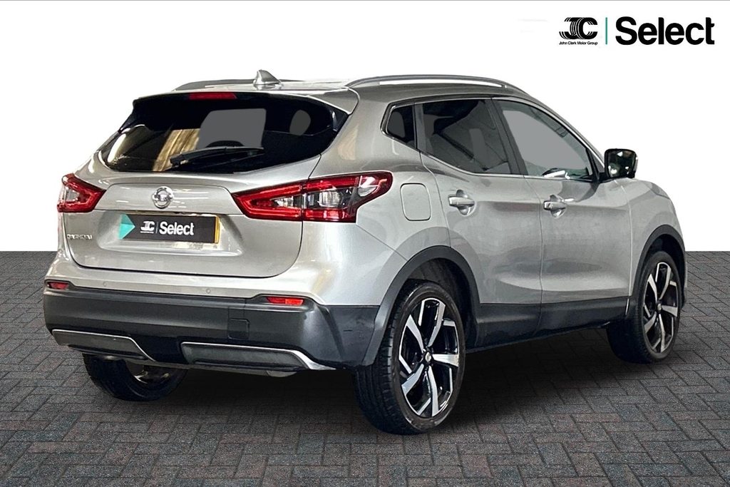 Nissan Qashqai 1.2 Dig-t Tekna Euro 6 Ss SL18EPA Silver #2