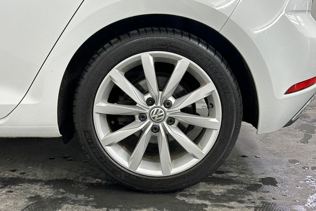 Volkswagen Golf 1.5 Tsi Evo 150 Gt Edition Dsg WF69TJY White #5