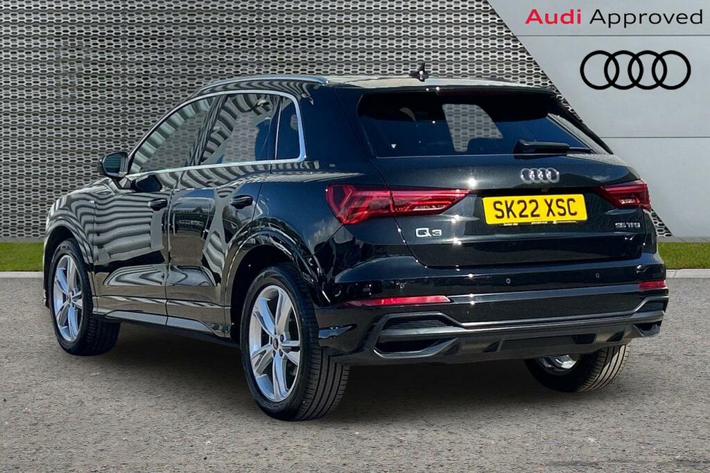 Audi Q3 S Line 35 Tfsi 150 Ps S Tronic SK22XSC Black #3