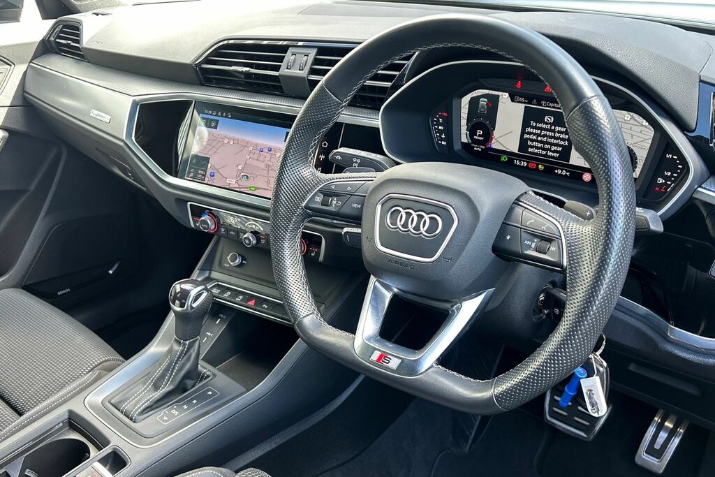 Audi Q3 S Line 35 Tfsi 150 Ps S Tronic SK22XSC Black #6