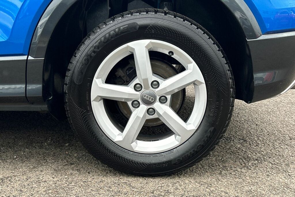 Audi Q2 Se 30 Tfsi 116 Ps 6-Speed SW68UJO Blue #5
