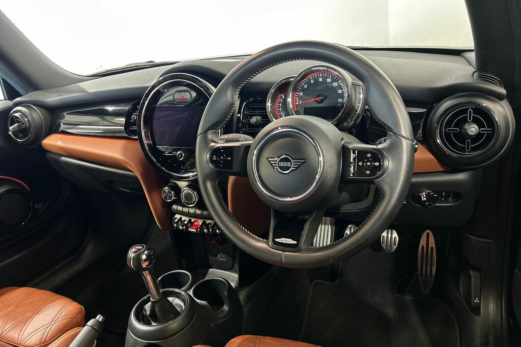 Mini Hatch John Cooper Works SW22UCE Black #4